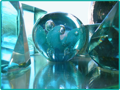 A tropical water-blue glass collection 